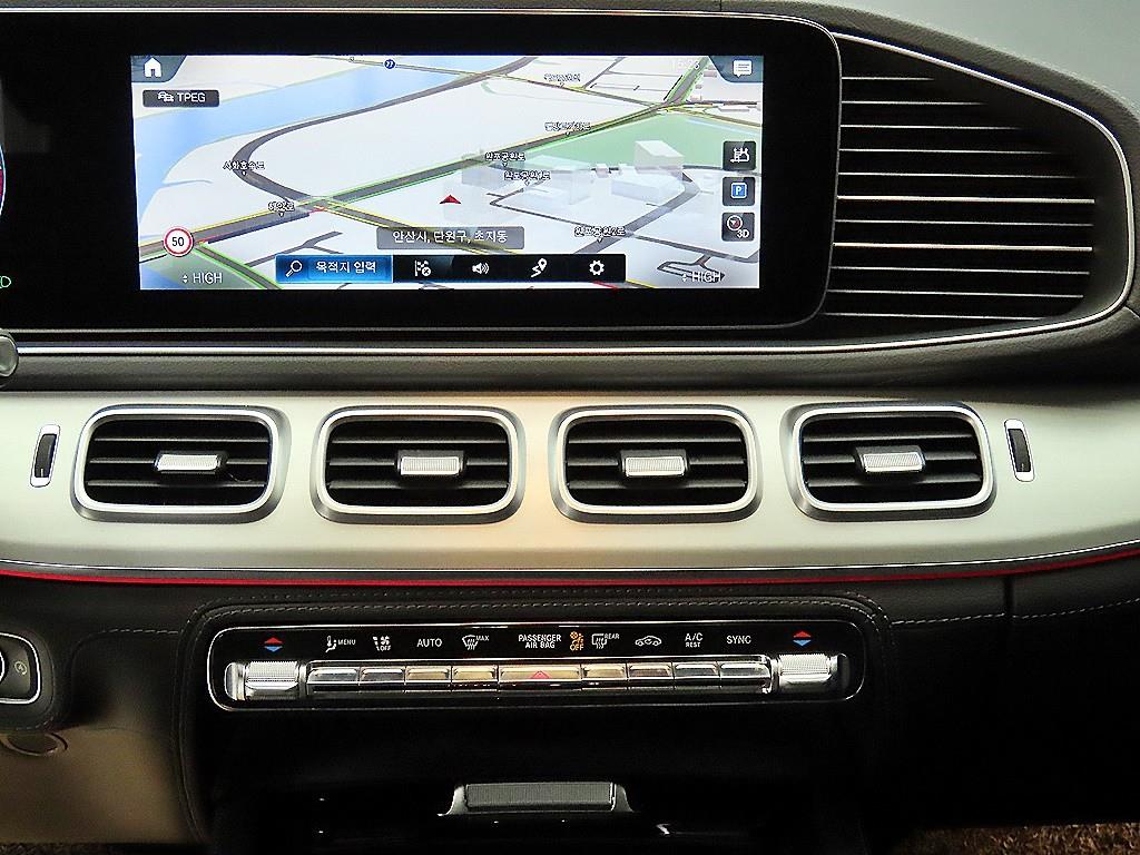 벤츠 GLE클래스(4세대) GLE 300d 4매틱 - 이미지 19