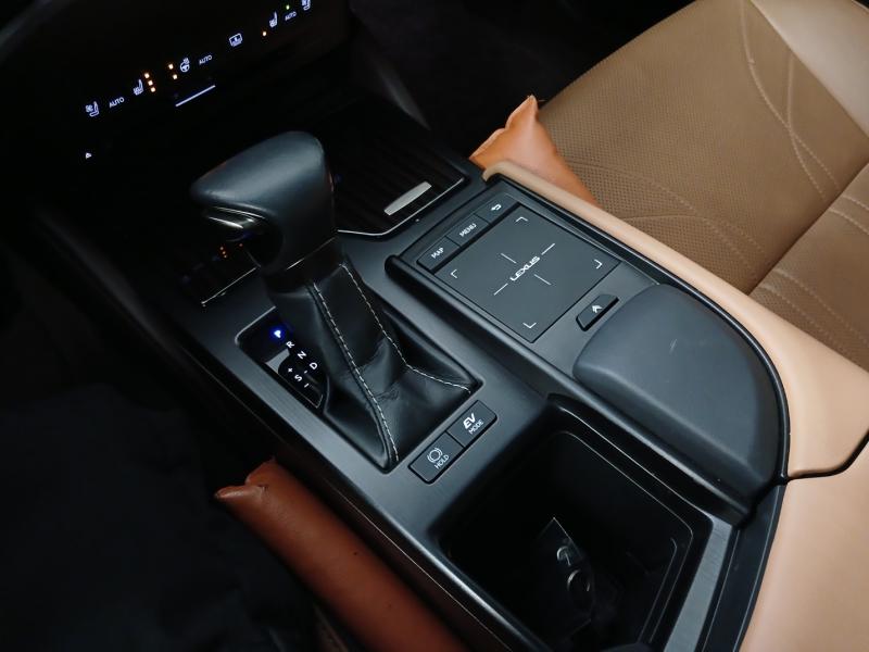 렉서스 ES(7세대) 300h 럭셔리 플러스 - 이미지 16