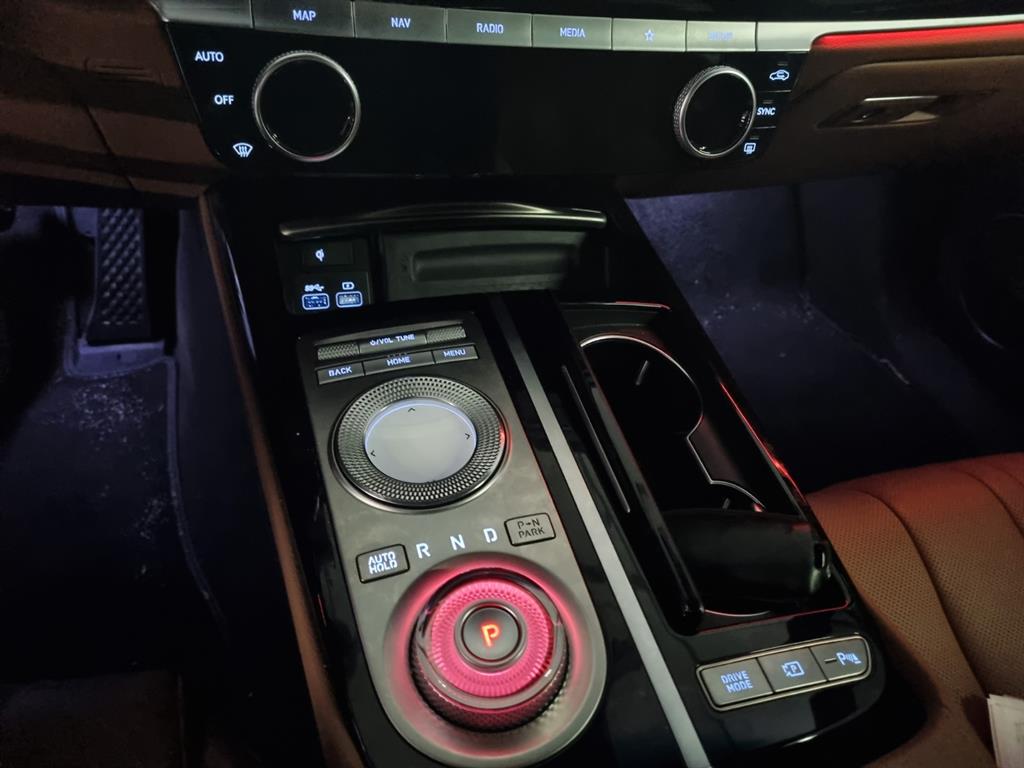 제네시스 더 올뉴G80 가솔린 2.5 2WD 기본형 - 이미지 8