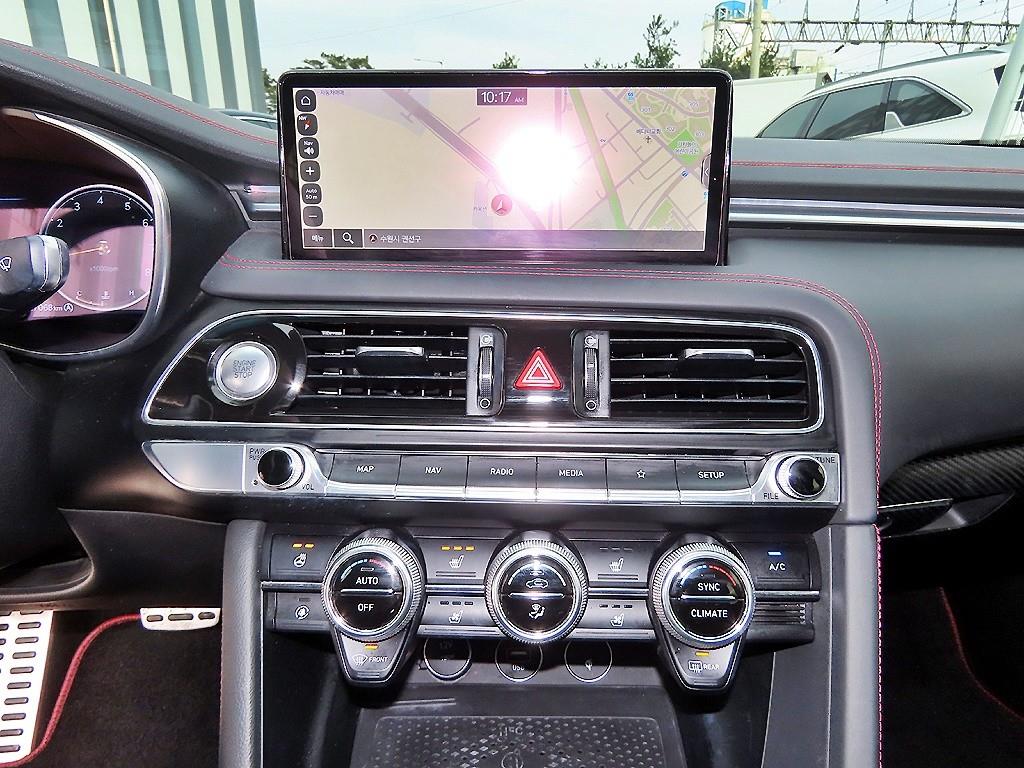 제네시스 더 뉴G70 가솔린 3.3T AWD 스포츠 패키지 - 이미지 17