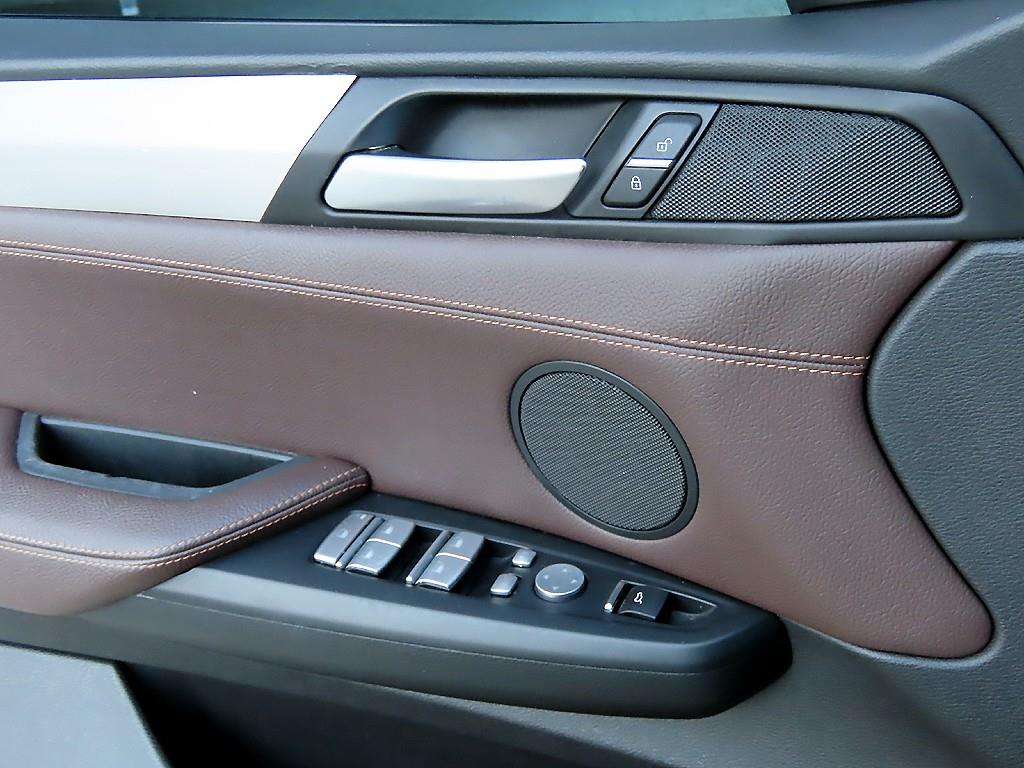 BMW X4 20d xDrive M 스포츠팩 - 이미지 5