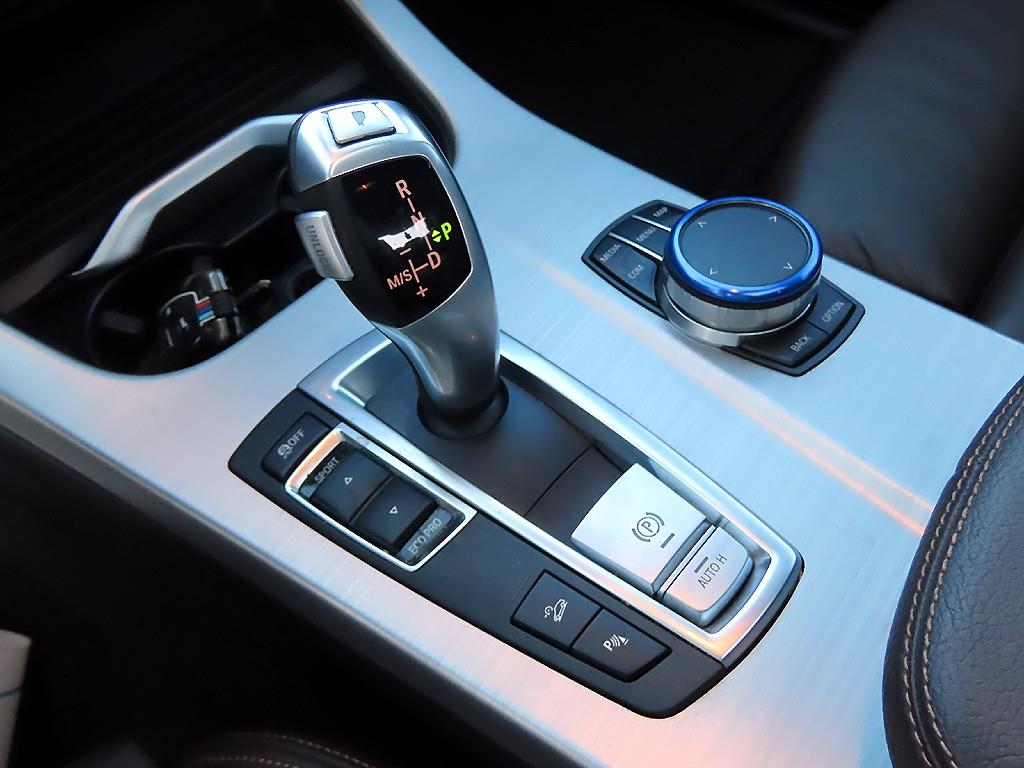 BMW X4 20d xDrive M 스포츠팩 - 이미지 14