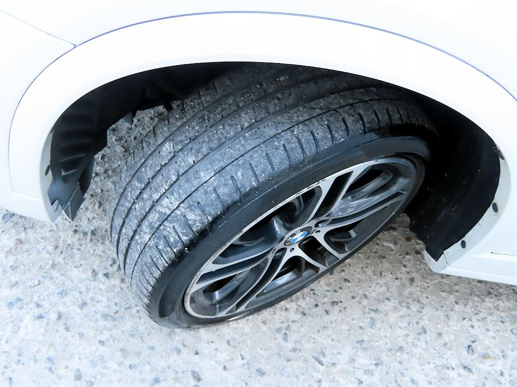 BMW X4 20d xDrive M 스포츠팩 - 이미지 11