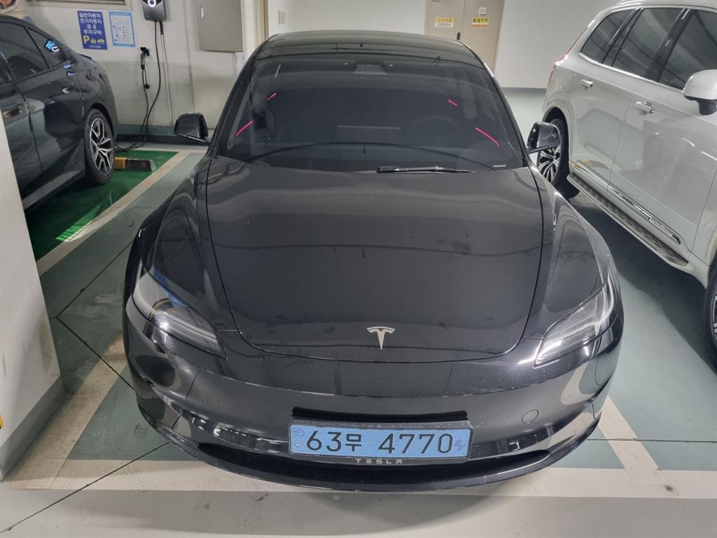 테슬라 모델 3 RWD - 이미지 11