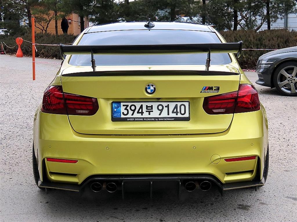 BMW M3(5세대) M3 컴페티션 - 이미지 19