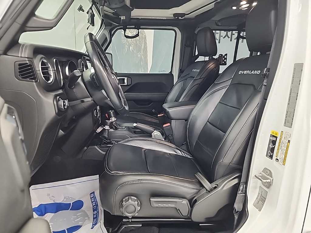 지프 랭글러(JL) 2.0 오버랜드 4DR - 이미지 11