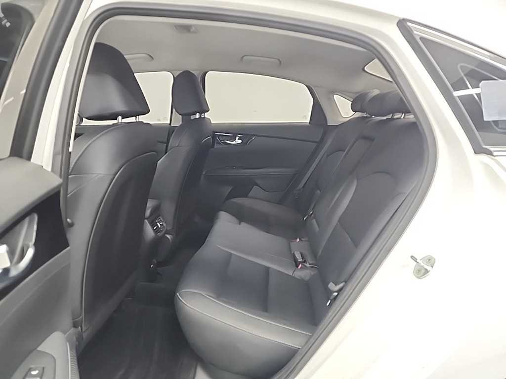 기아 더 뉴 K3 1.6 가솔린 노블레스 - 이미지 17