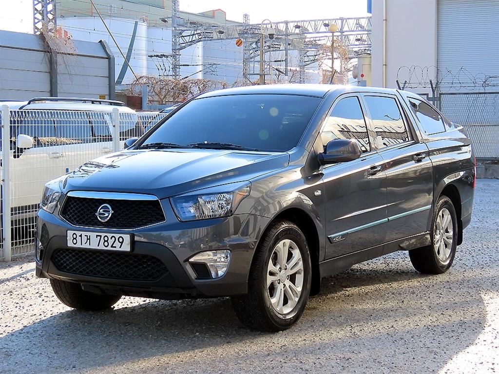 KG모빌리티(쌍용) 코란도 스포츠 CX7 4WD 매니아 - 이미지 12