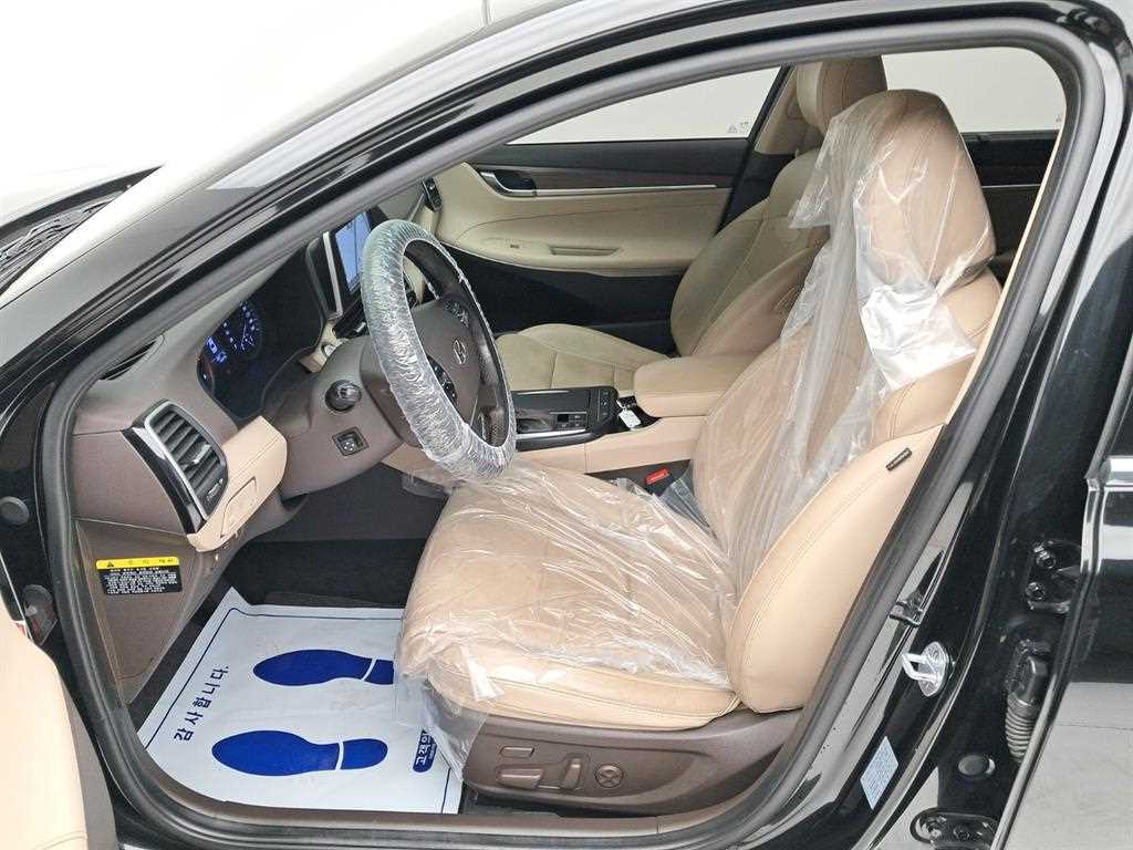 현대 그랜저IG 2.2 디젤 프리미엄 스페셜 - 이미지 13