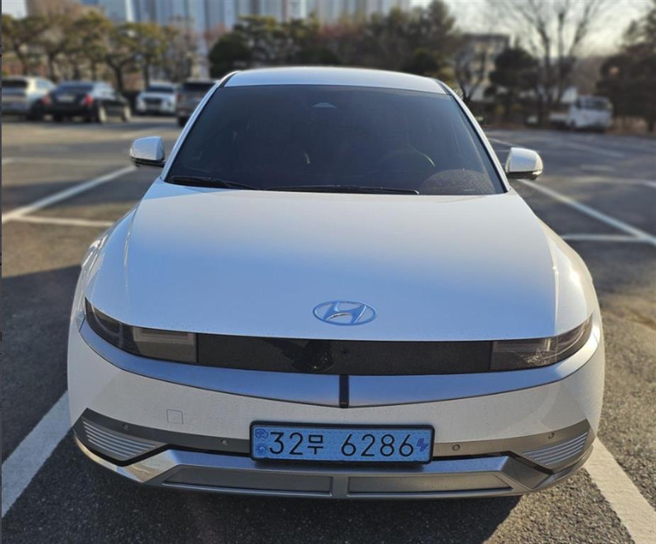 현대 아이오닉 5 EV 2WD 롱레인지 프레스티지 - 이미지 2