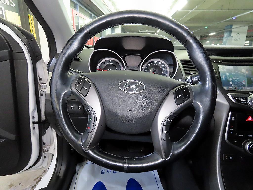 현대 더 뉴아반떼MD 1.6 VGT 스마트 - 이미지 13