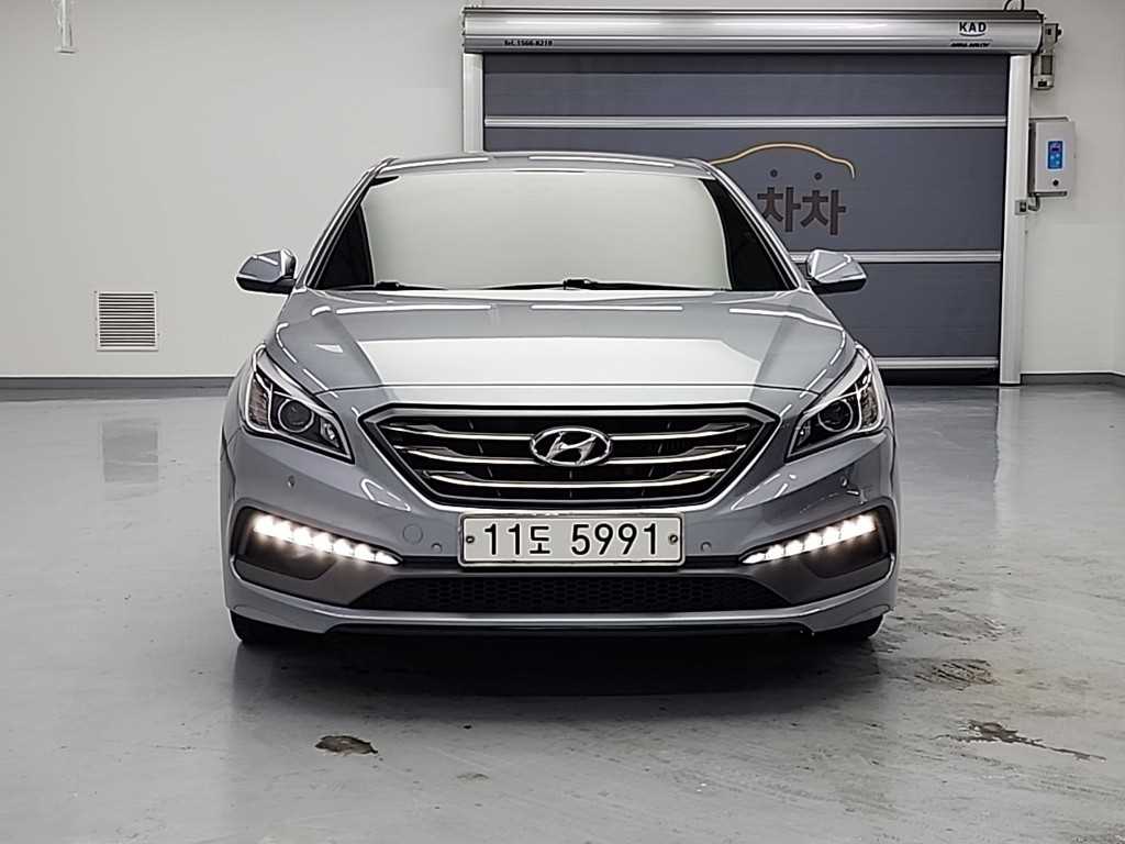 현대 LF쏘나타 2.0 터보 익스클루시브 - 이미지 14