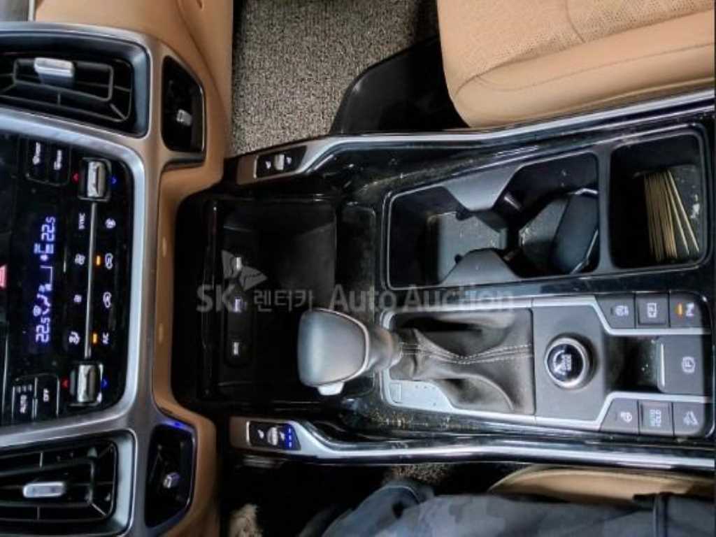 기아 신형쏘렌토(MQ4) 2.2 디젤 2WD 프레스티지