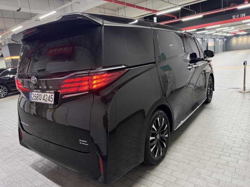 토요타 알파드(4세대) 2.5 HEV AWD - 이미지 7