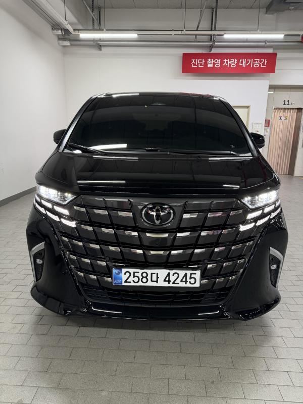 토요타 알파드(4세대) 2.5 HEV AWD - 이미지 8