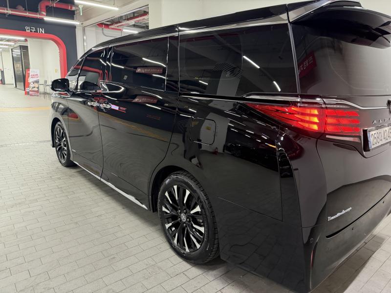 토요타 알파드(4세대) 2.5 HEV AWD - 이미지 5