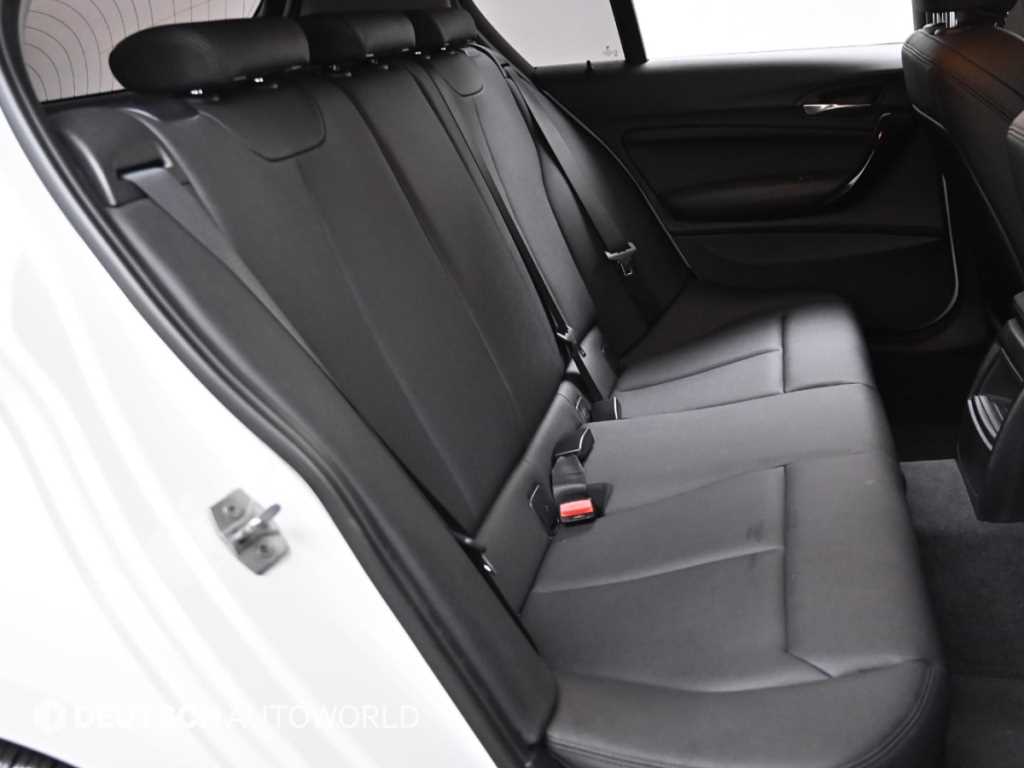 BMW 1시리즈(2세대) 5도어 118d 스포츠 라인 - 이미지 9