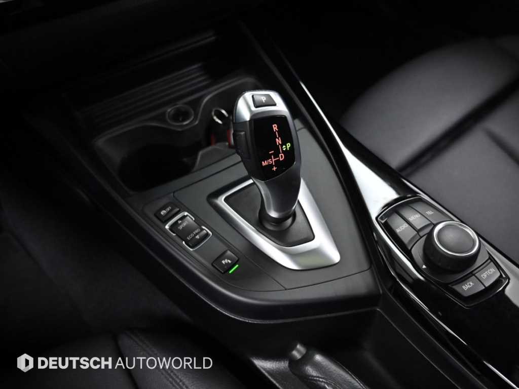 BMW 1시리즈(2세대) 5도어 118d 스포츠 라인 - 이미지 2