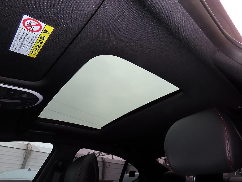 제네시스 G70 3.3T 스포츠 AWD 엘리트 - 이미지 8