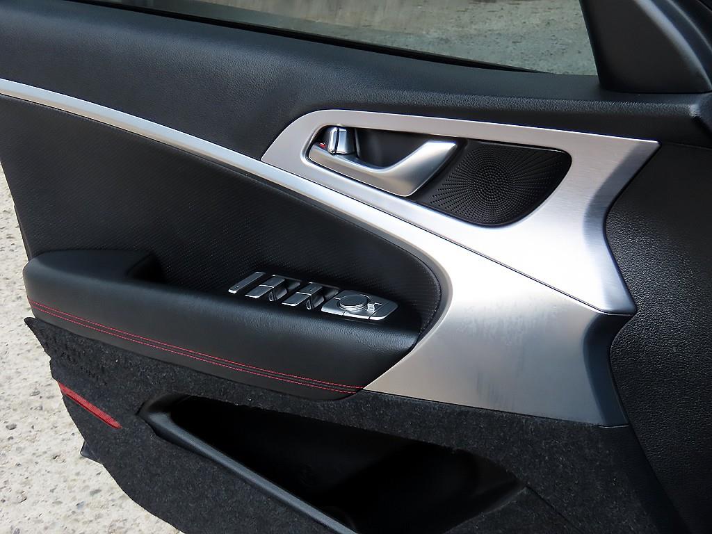 제네시스 G70 3.3T 스포츠 AWD 엘리트 - 이미지 20