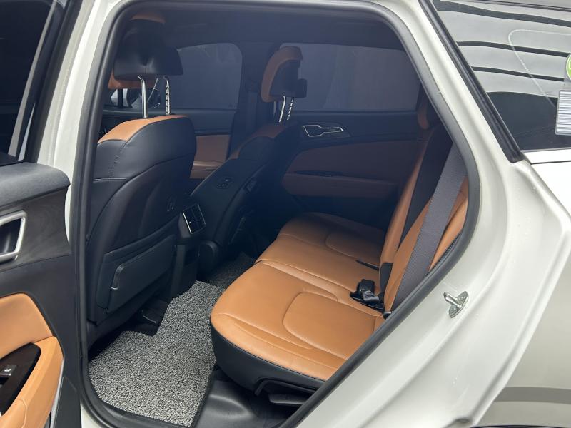 기아 디 올뉴스포티지 1.6 가솔린 2WD 시그니처 - 이미지 18