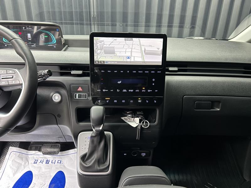 현대 스타리아 하이브리드 1.6 HEV 투어러 9인승 모던 - 이미지 14
