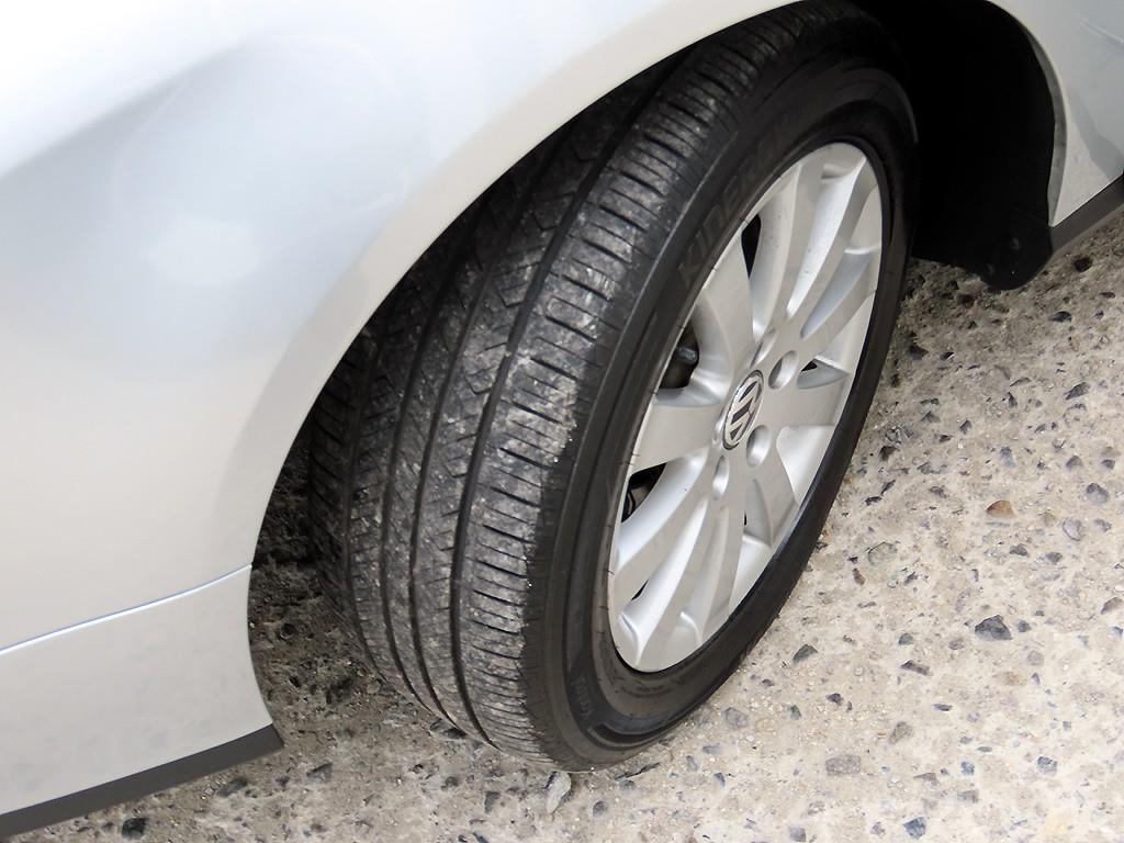 폭스바겐 뉴파사트(6세대) 2.0 TDI 프리미엄 - 이미지 9