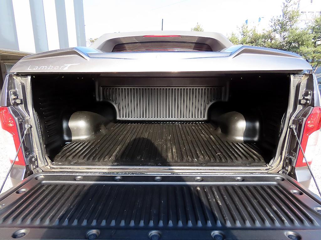 KG모빌리티(쌍용) 코란도 스포츠 CX7 4WD 익스트림 - 이미지 19