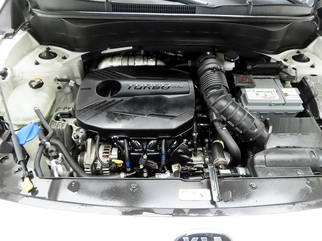 기아 셀토스 1.6 가솔린 2WD 노블레스 - 이미지 4