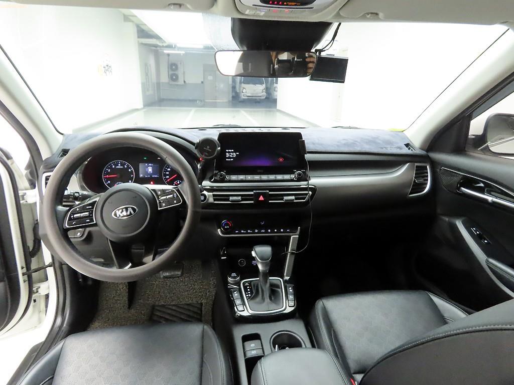 기아 셀토스 1.6 가솔린 2WD 노블레스 - 이미지 16