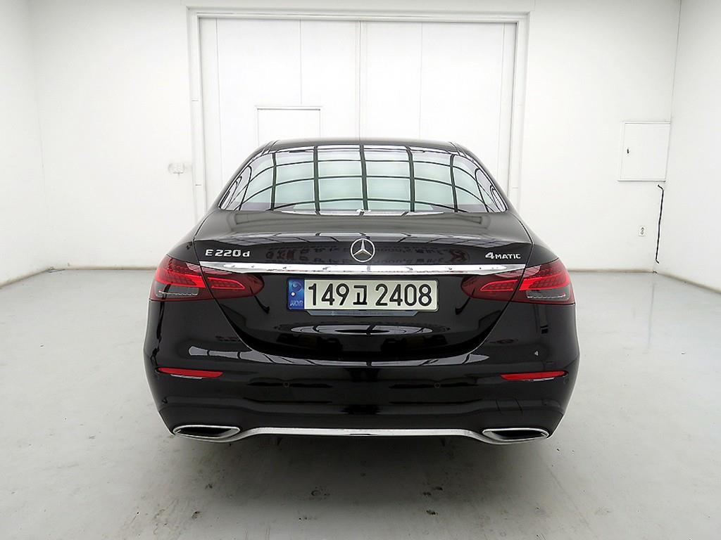 벤츠 E클래스(5세대) E220d 4매틱 AMG 라인 - 이미지 3