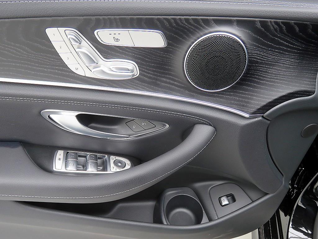 벤츠 E클래스(5세대) E220d 4매틱 AMG 라인 - 이미지 6