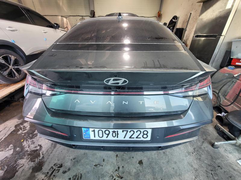 현대 더 뉴아반떼(CN7) 가솔린 1.6 인스퍼레이션 - 이미지 8