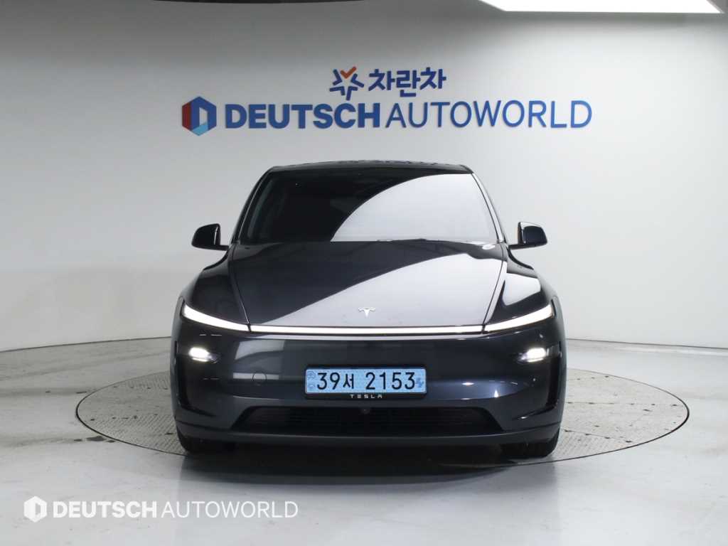테슬라 모델 Y RWD - 이미지 9