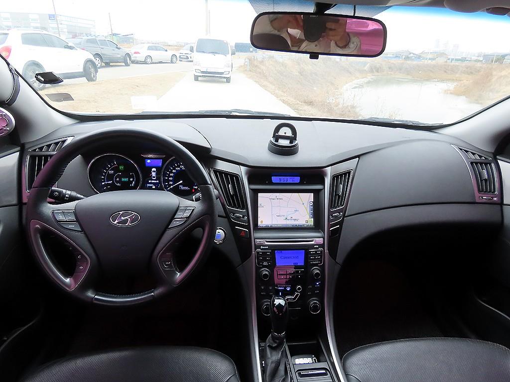 현대 YF쏘나타 하이브리드 프리미어 - 이미지 11