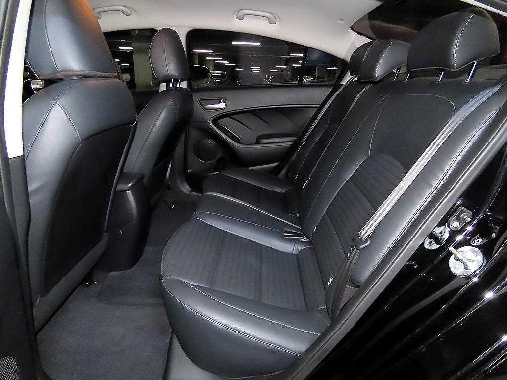 기아 더 뉴K3 1.6 GDI 트렌디 - 이미지 6