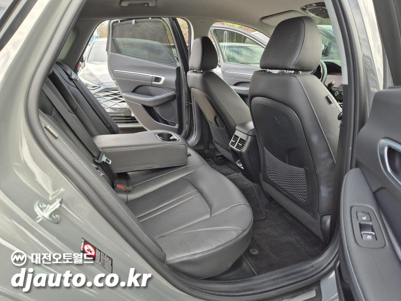 현대 쏘나타(DN8) 하이브리드 2.0 HEV 인스퍼레이션 - 이미지 14