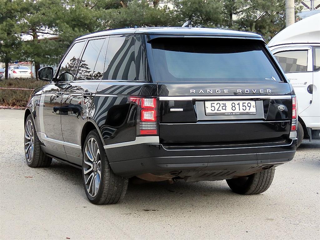 랜드로버 레인지로버(4세대) 4.4 SDV8 AB - 이미지 3