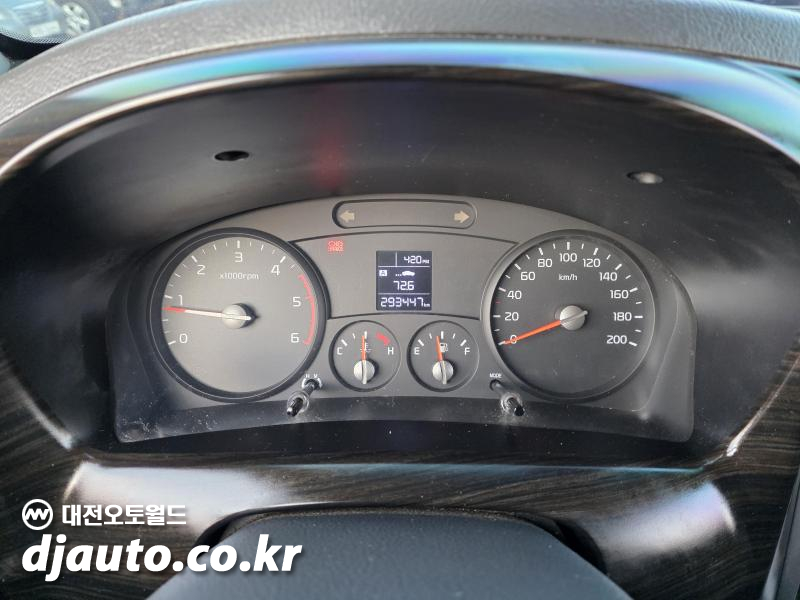 기아 봉고Ⅲ화물 냉동탑차 1톤 표준캡 - 이미지 2