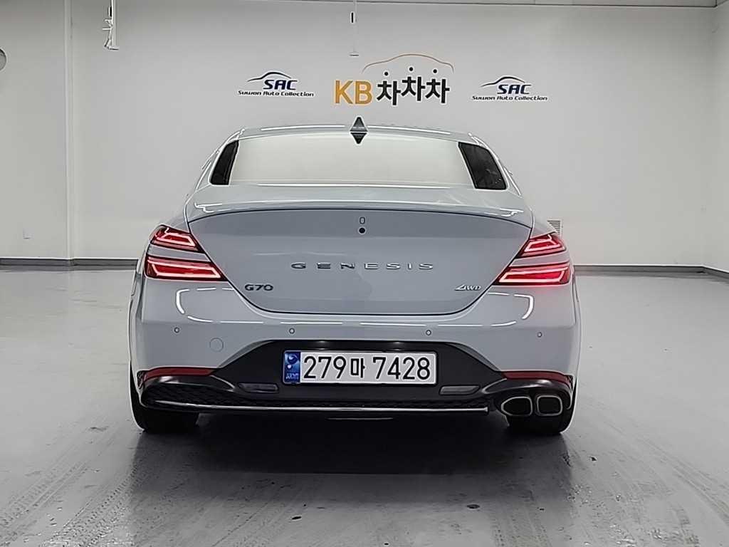 제네시스 더 뉴G70 가솔린 2.0T AWD 기본형 - 이미지 19