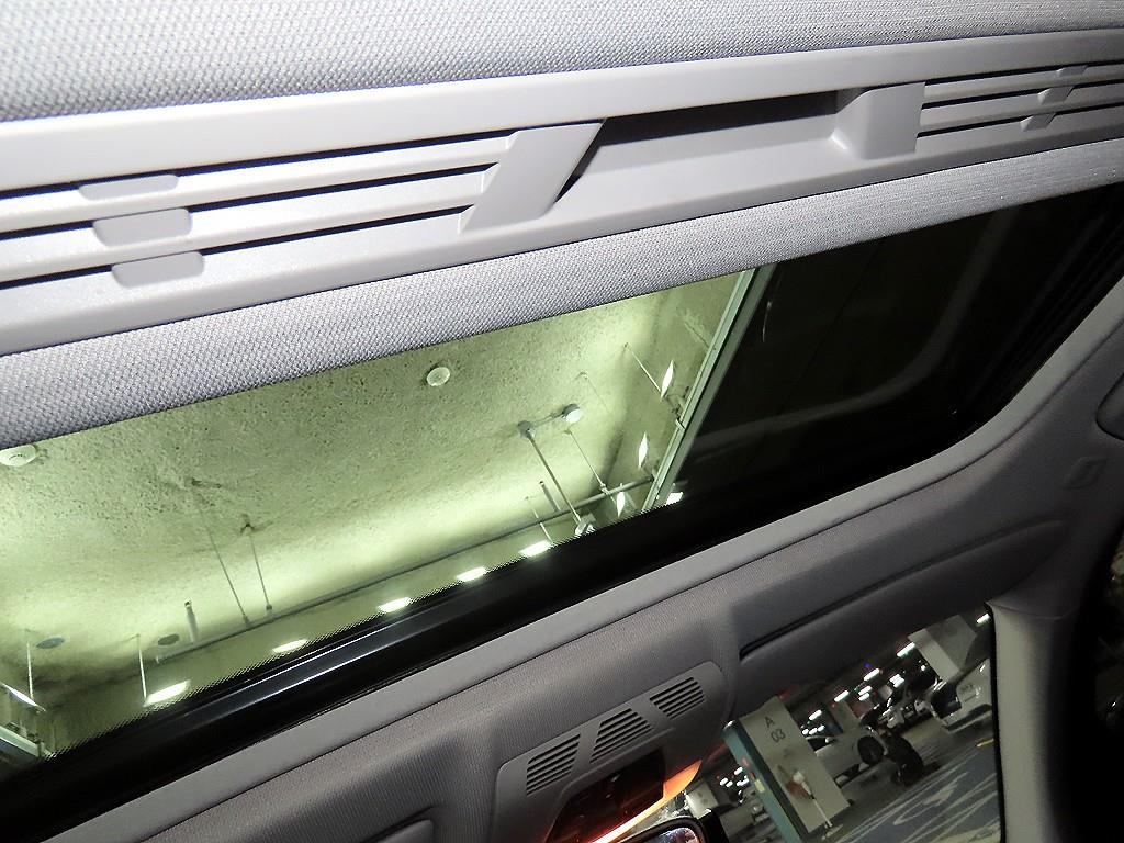 BMW 1시리즈(2세대) 5도어 118d 스포츠 라인 - 이미지 17