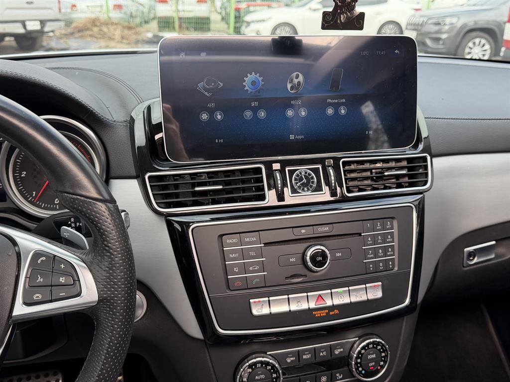 벤츠 GLE클래스(3세대) GLE 350d 4매틱 쿠페 - 이미지 14