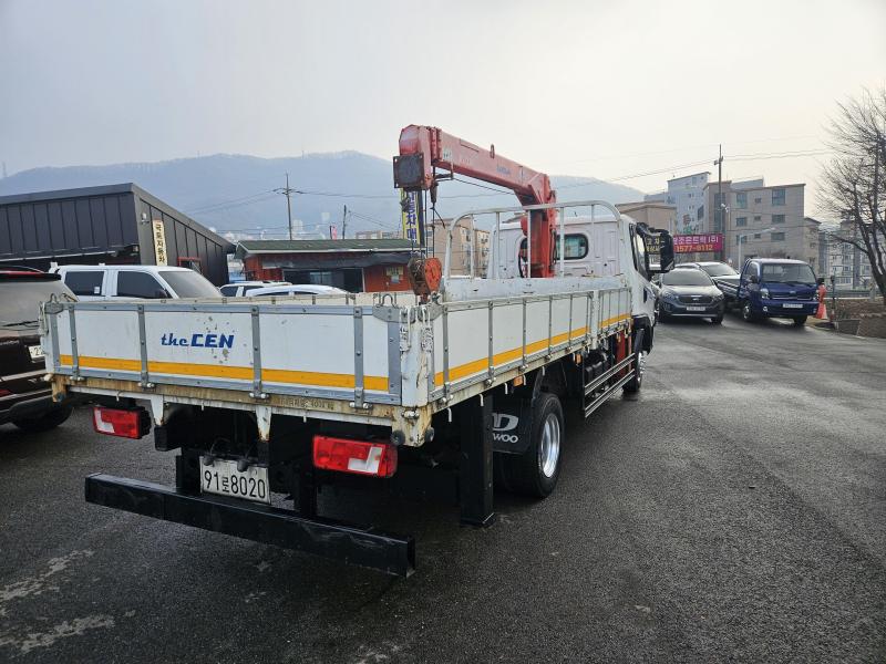 타타대우 더쎈 4톤 극초장축 슬리퍼 - 이미지 10