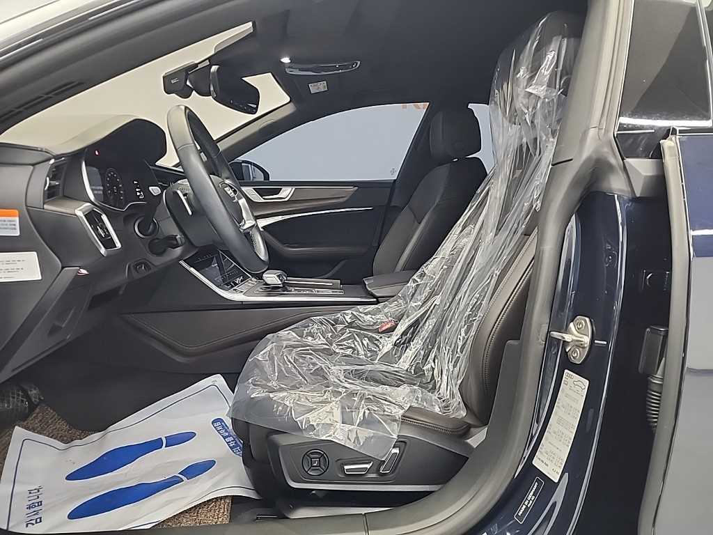 아우디 A7(2세대) 55 TFSI 콰트로 프리미엄 - 이미지 7