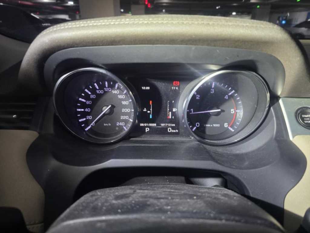 랜드로버 레인지로버 이보크 2.2 SD4 퓨어 - 이미지 17