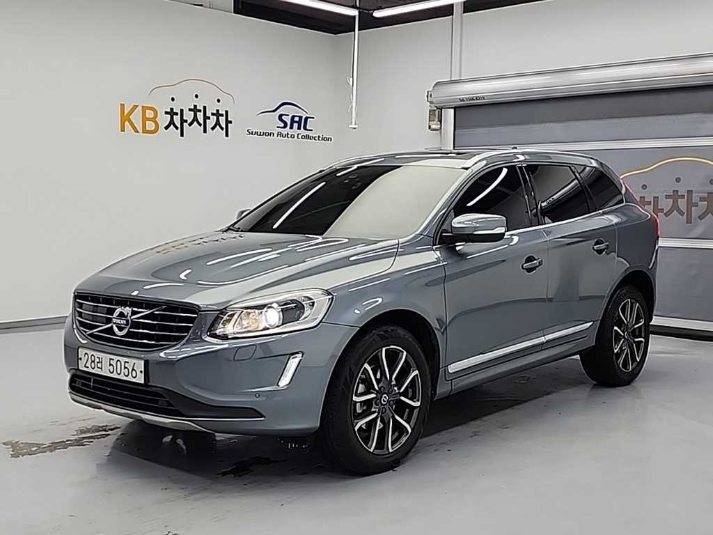 볼보 XC60(1세대) D5 AWD 썸멈 - 이미지 6