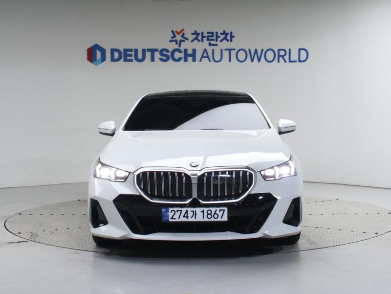 BMW 5시리즈(8세대) 523d M 스포츠 리미티드 에디션 - 이미지 14