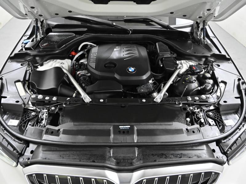 BMW 5시리즈(8세대) 523d M 스포츠 리미티드 에디션 - 이미지 16