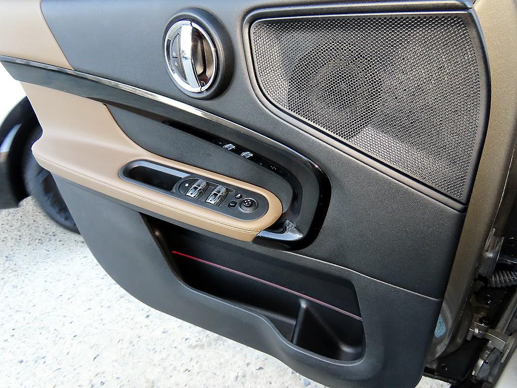 미니 컨트리맨(2세대) 2.0 D ALL4 - 이미지 9