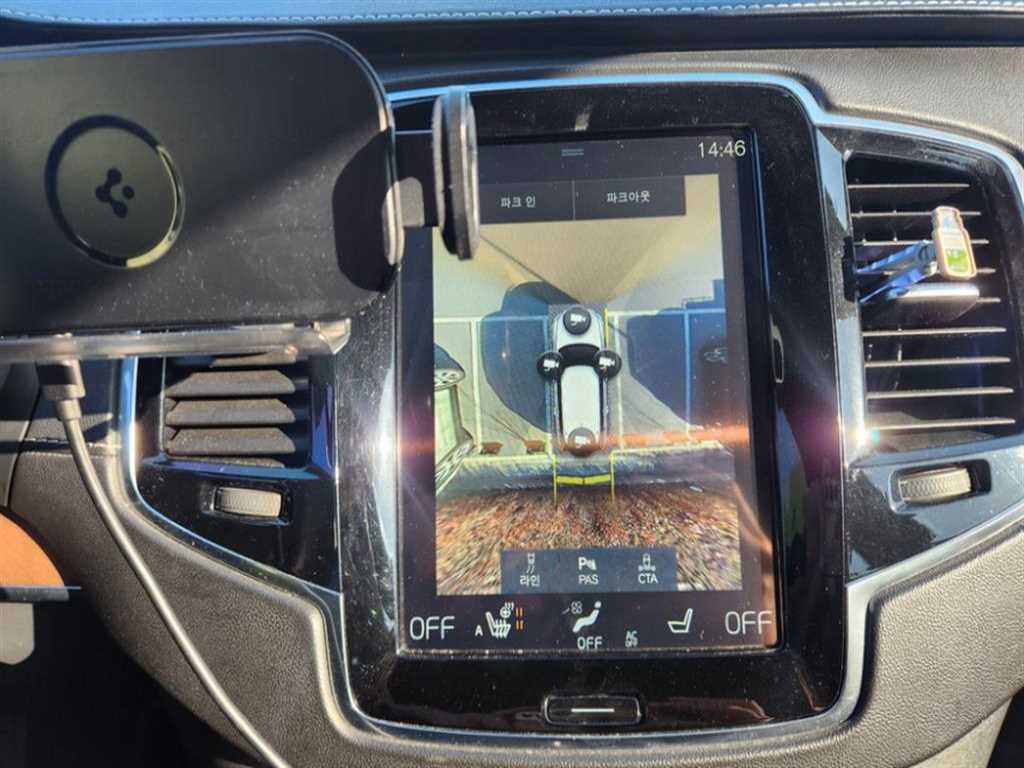 볼보 XC90(2세대) D5 AWD 인스크립션 - 이미지 6